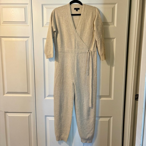 NWOT! J. Crew Merino Wool Sweater - Jumpsuit, Oatmeal, Size XXS - Picture 1 of 3